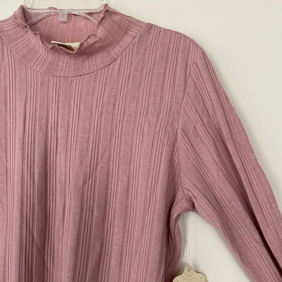 Altar’d State Pink Bodysuit NWT Medium - Picture 11 of 11